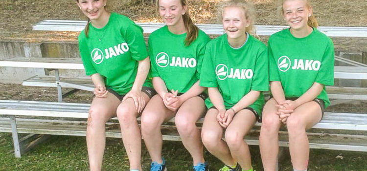 Annika gelingt der Sprung in die Top 5 bei der U13 Annika gelingt der Sprung in die Top 5 bei der U13