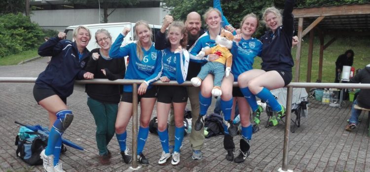 Frauen 2 Verpassen knapp die Tabellenführung Frauen 2 Verpassen knapp die Tabellenführung